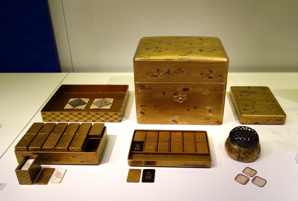 Antique Japanese incense game set with lacquer and gold inlay
